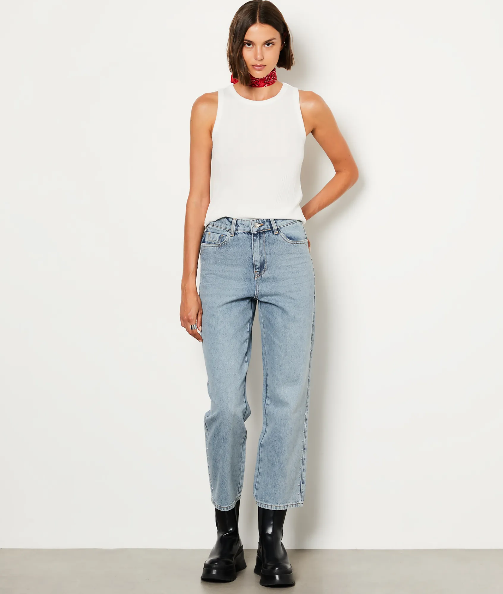 Online Jean coupe droite avec clous Pantalons Droits