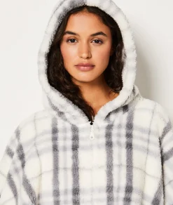 Best Poncho polaire à carreaux Ponchos, Sweats & Vestes De Pyjama