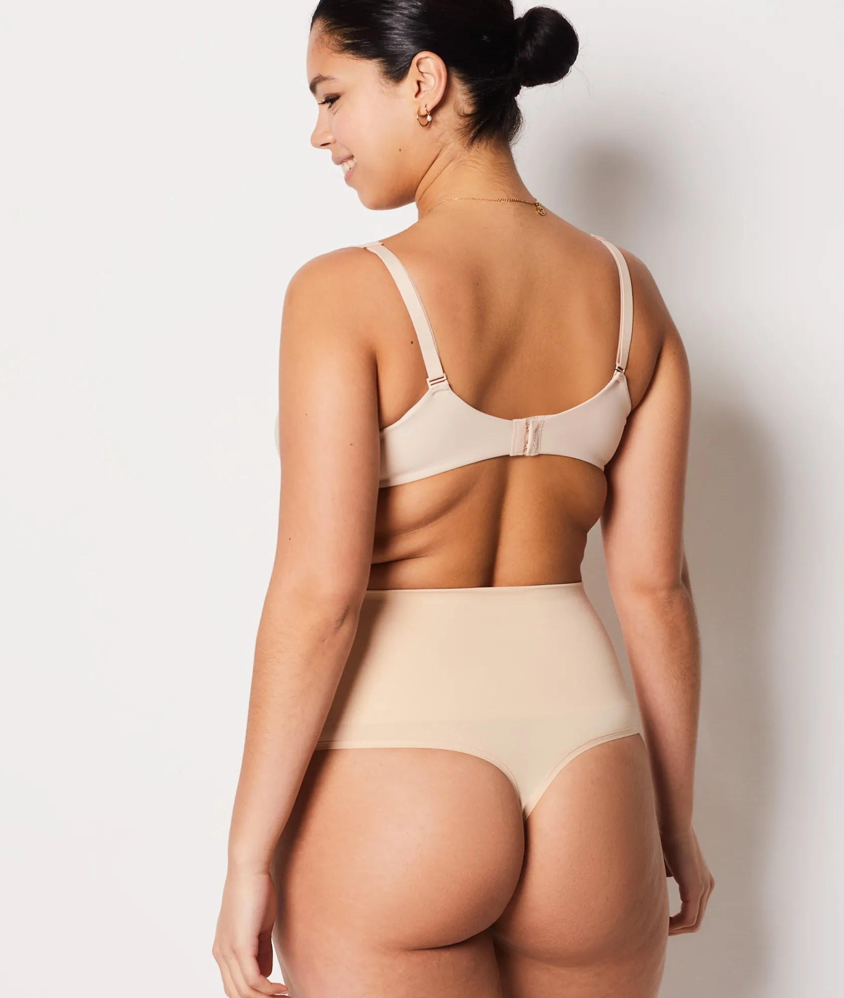 Outlet String gainant taille haute - Maintien médium Culottes Taille Haute|Strings
